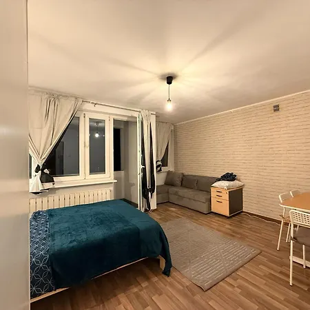 Next To Metro Cozy Apartment *